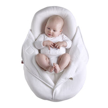 Load image into Gallery viewer, Red Castle Cocoonacover 2.0 Tog Quilted - White