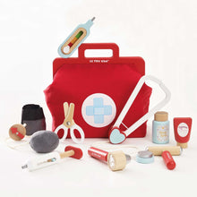 Load image into Gallery viewer, Le Toy Van Vintage Doctor Roleplay Wooden Kit