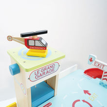 Load image into Gallery viewer, Le Toy Van Le Grand Wooden Garage