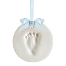 Load image into Gallery viewer, Pearhead Babyprints Hanging Keepsake - Blue