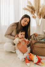 Load image into Gallery viewer, Forma Nappy Backpack - Camel