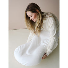Load image into Gallery viewer, Snuggle Me Natural Infant Lounger with Natural Cover