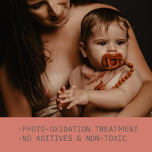 Load image into Gallery viewer, Suavinex Colour Essence All Silicone Soother with SX Pro Physiological Teat 0-6M - Blue