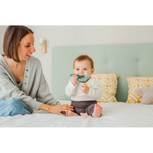 Load image into Gallery viewer, Suavinex Dragonfly Silicone Chilled Teething Ring - Multicolor
