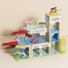 Load image into Gallery viewer, Le Toy Van Le Grand Wooden Garage
