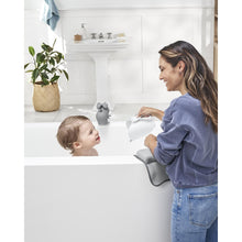 Load image into Gallery viewer, Skip Hop Moby Waterfall Rinser - White
