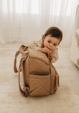 Load image into Gallery viewer, Forma Nappy Backpack - Camel
