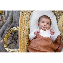 Load image into Gallery viewer, Suavinex Zero Zero Physiological Silicone Soother 0-6 Months
