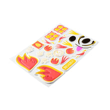 Load image into Gallery viewer, Trunki Glide Ride-on Luggage - Dylan the Dragon
