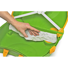 Load image into Gallery viewer, Trunki Glide Ride-on Luggage - Tommy the Tractor
