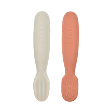 Load image into Gallery viewer, Beaba Silicone Pre-Spoons 2 Pack - Terracotta/Velvet Grey

